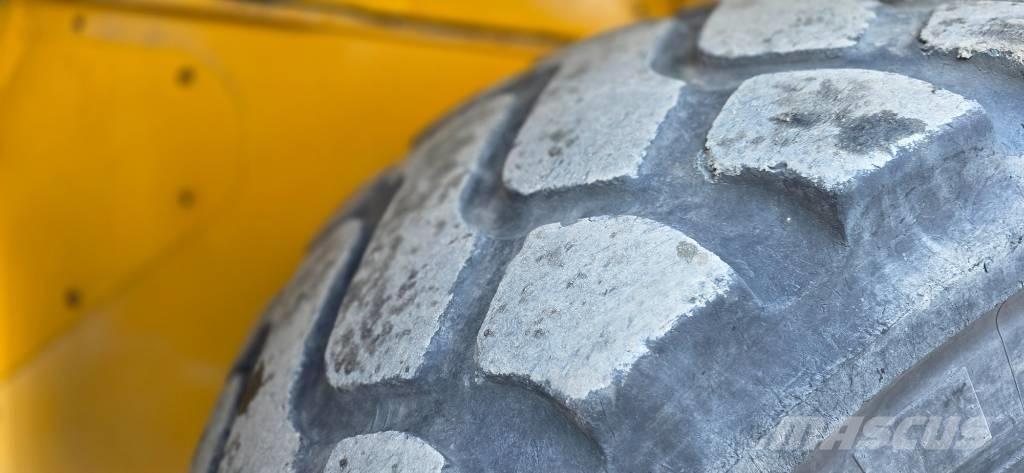 Volvo L 220 G Фронтальные погрузчики