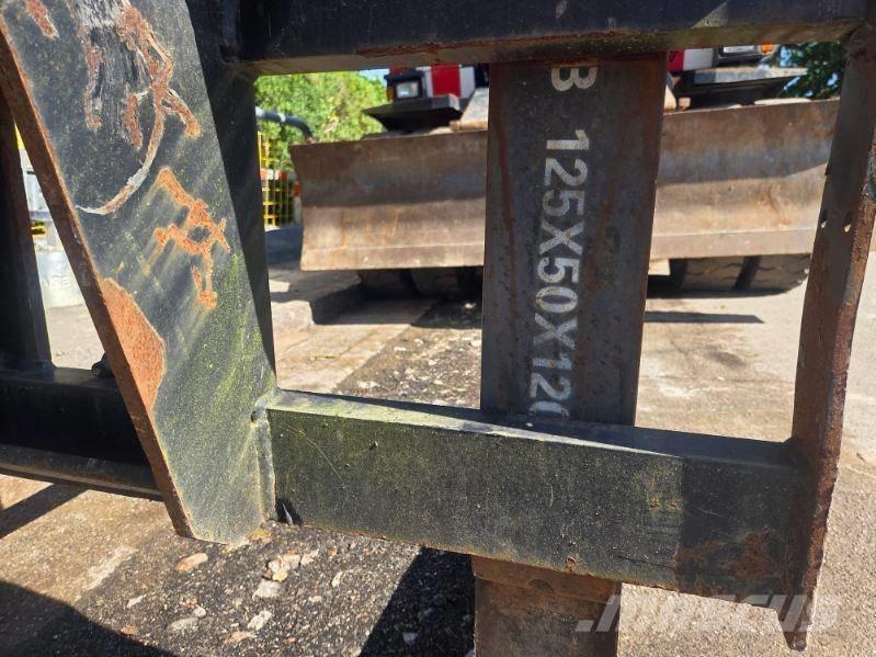 Hitachi Zaxis 140 W Колёсные экскаваторы