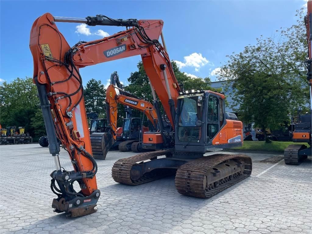 Doosan DX235LC-5 Гусеничные экскаваторы
