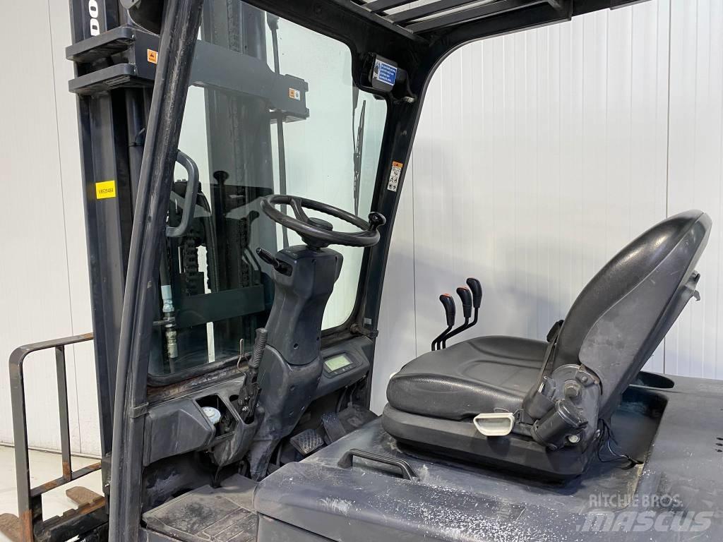 Doosan B35X-5 Электропогрузчики