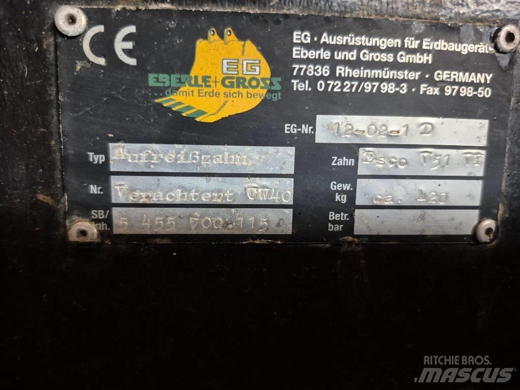 CAT CW 40 Навесные рыхлители