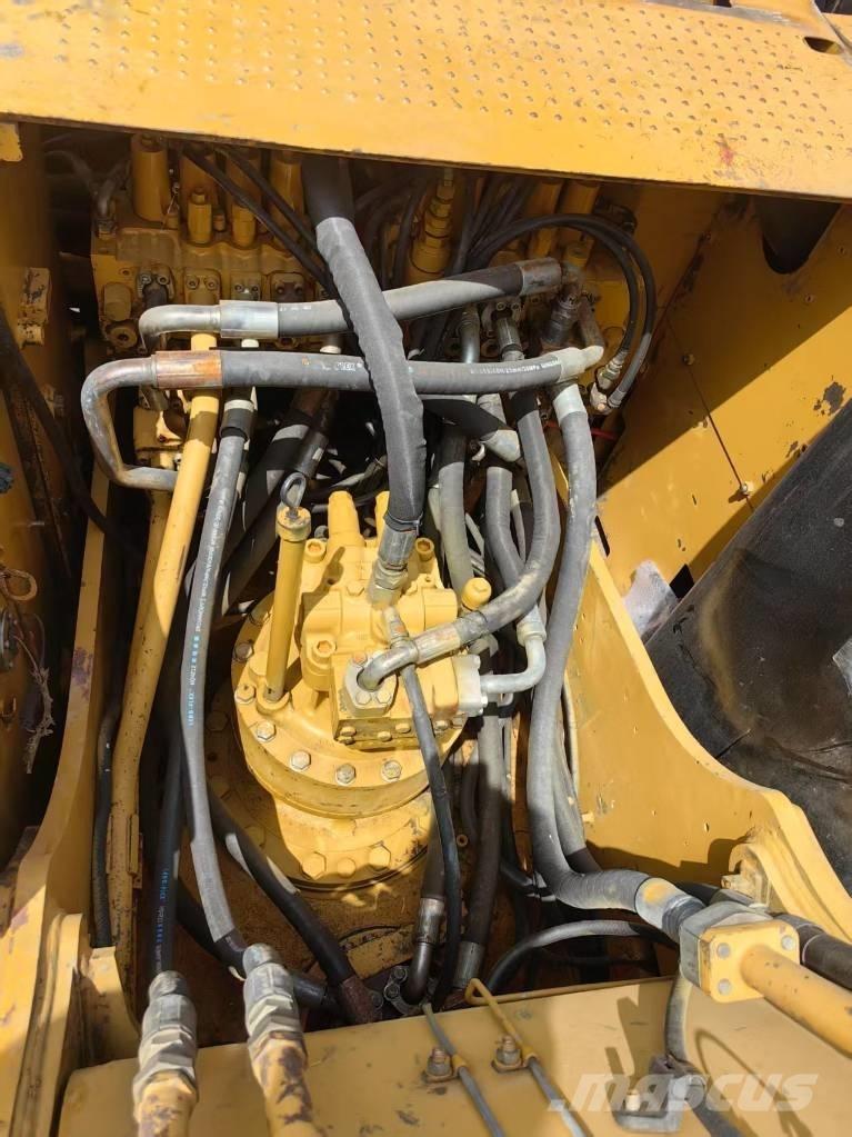 CAT 323 D Гусеничные экскаваторы