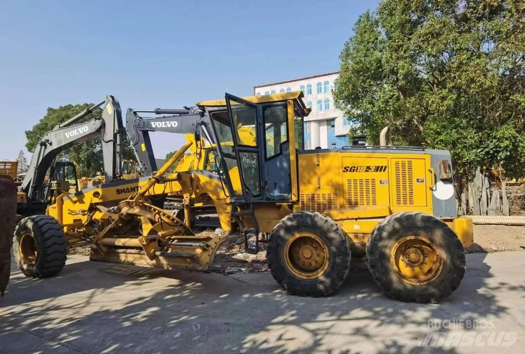 Shantui SG 18-3 Грейдеры