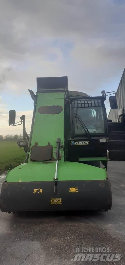 Faresin Leader 2600 Кормораздатчики