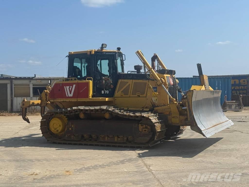 Komatsu D 65 PX-18 Гусеничные бульдозеры