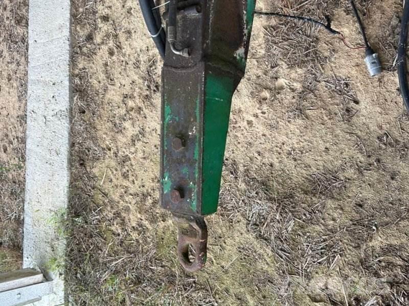Keenan Compac 90 Кормосмесители