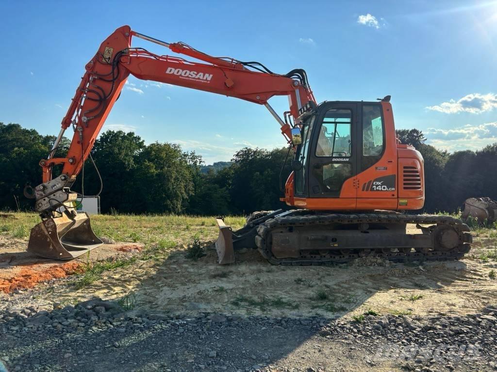 Doosan DX 140 LCR-3 Гусеничные экскаваторы