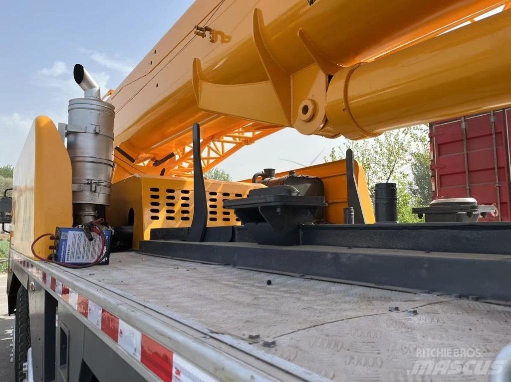 XCMG QY100K-I Автокраны