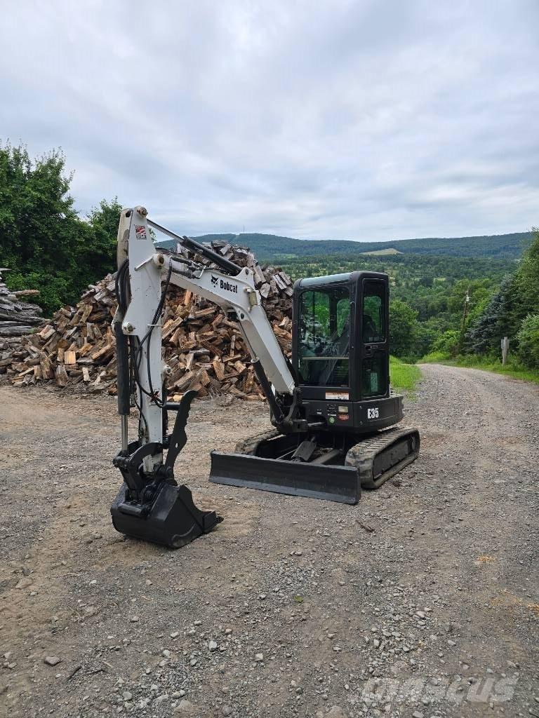 Bobcat E 35 Мини-экскаваторы