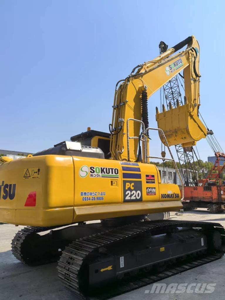 Komatsu PC 220-8 Гусеничные экскаваторы