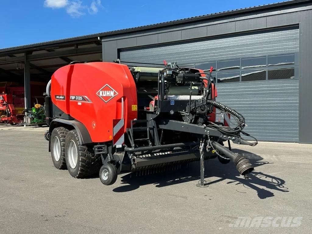 Kuhn FPB 3135 Прицепные кормоуборочные комбайны