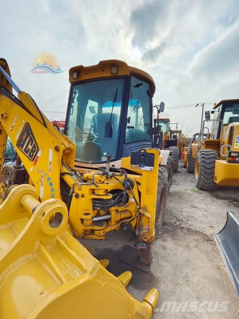 JCB 4CX Экскаваторы-погрузчики