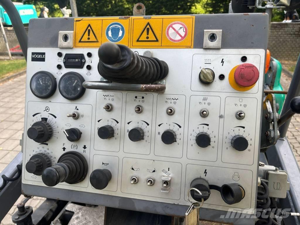 Vögele Super 800 Асфальтоукладчики