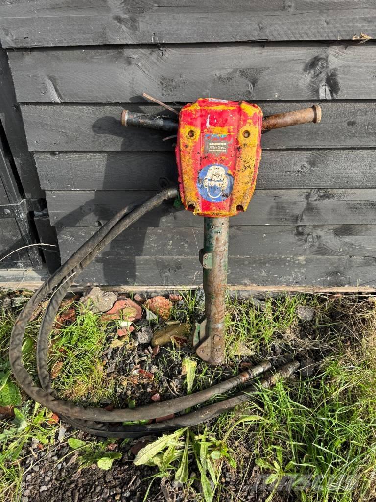 Atlas Copco BREAKER Гидромолоты