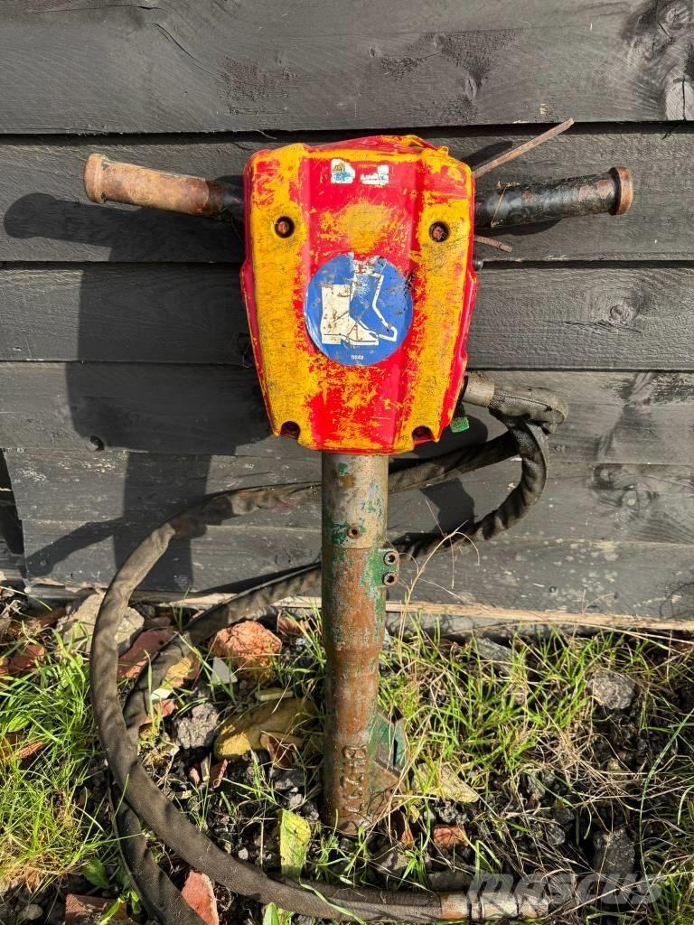 Atlas Copco BREAKER Гидромолоты