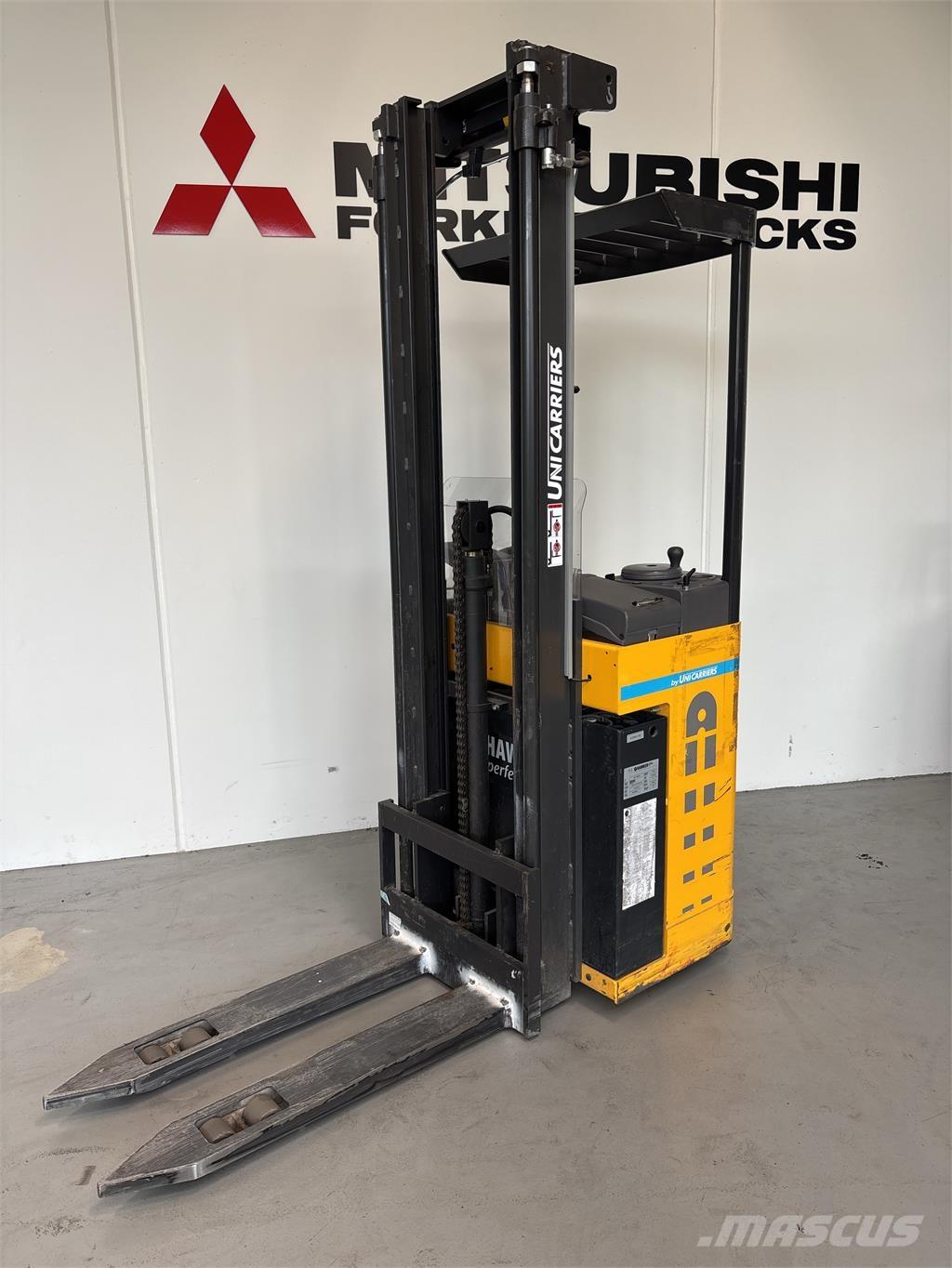 Atlet A160 Самоходные электроштабелёры