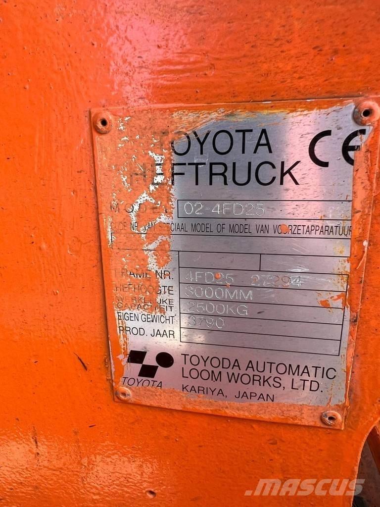 Toyota 02-4FD25 Дизельные погрузчики