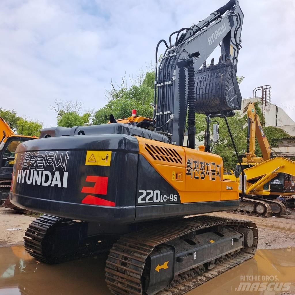 Hyundai 220lc-9s Гусеничные экскаваторы