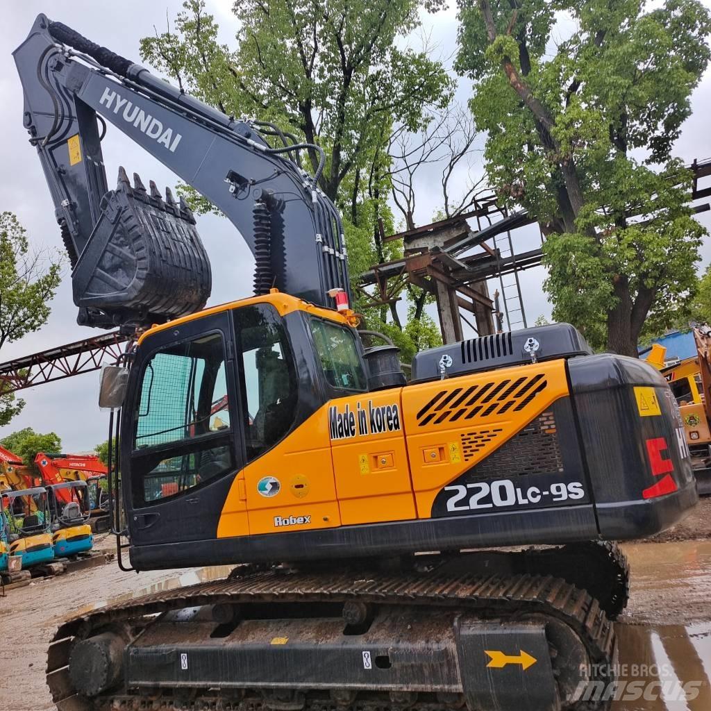 Hyundai 220lc-9s Гусеничные экскаваторы