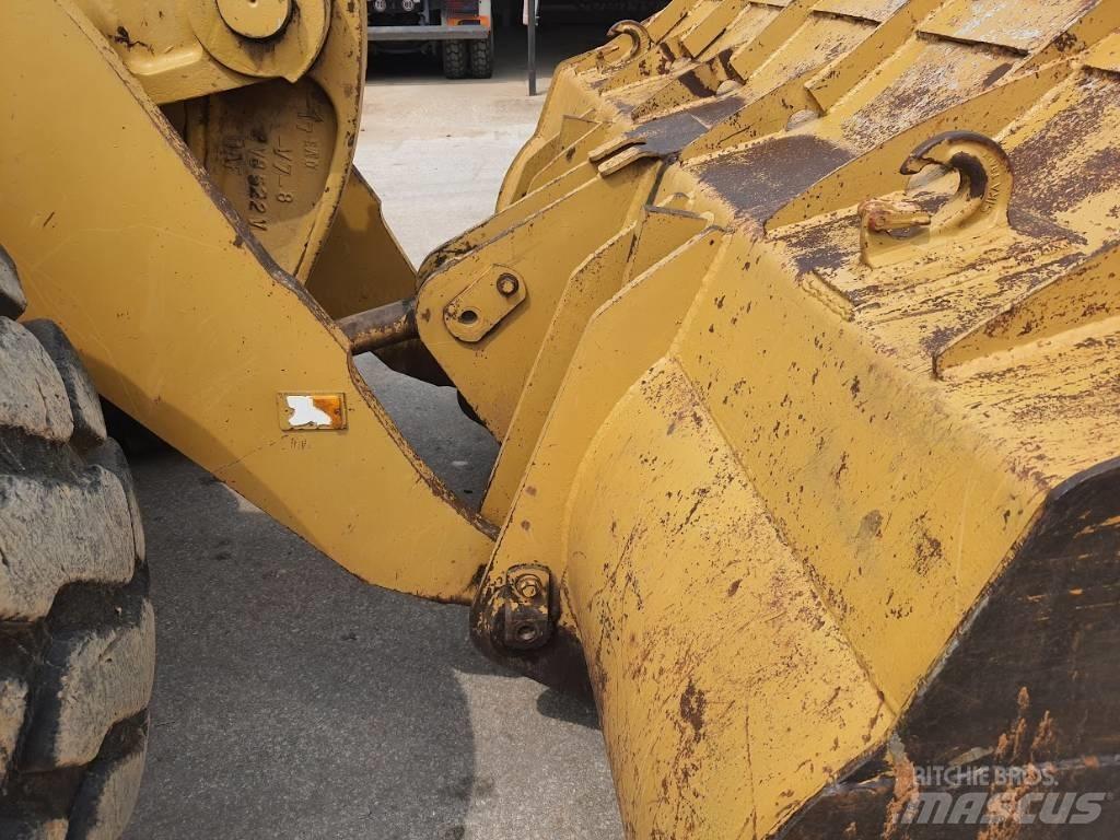 CAT 966 E Фронтальные погрузчики