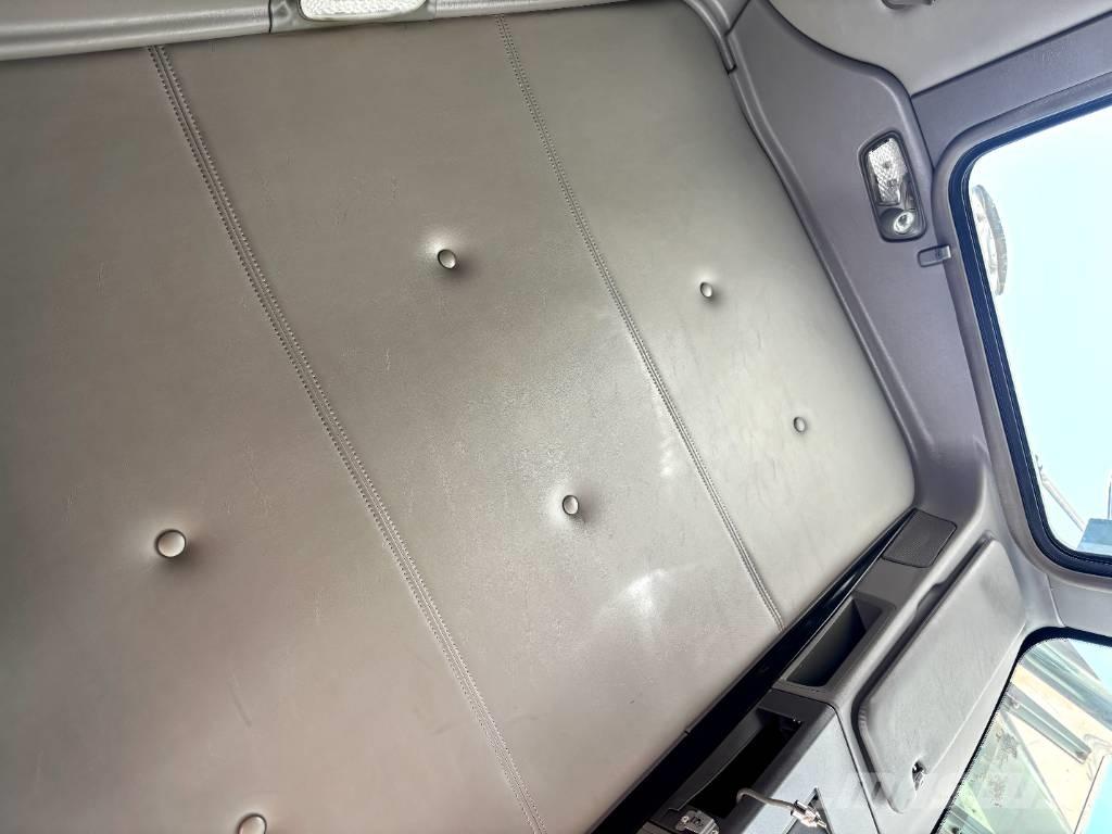 Kenworth T 800 Седельные тягачи