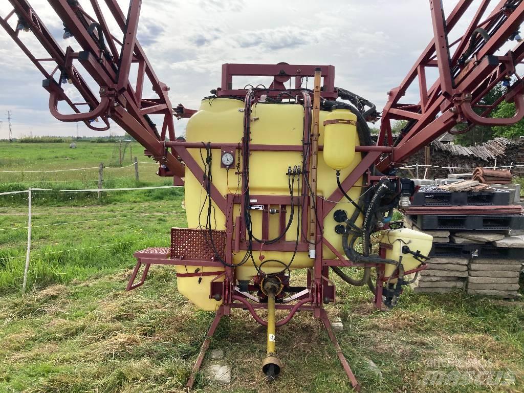 Hardi Mega 1000 Навесные опрыскиватели