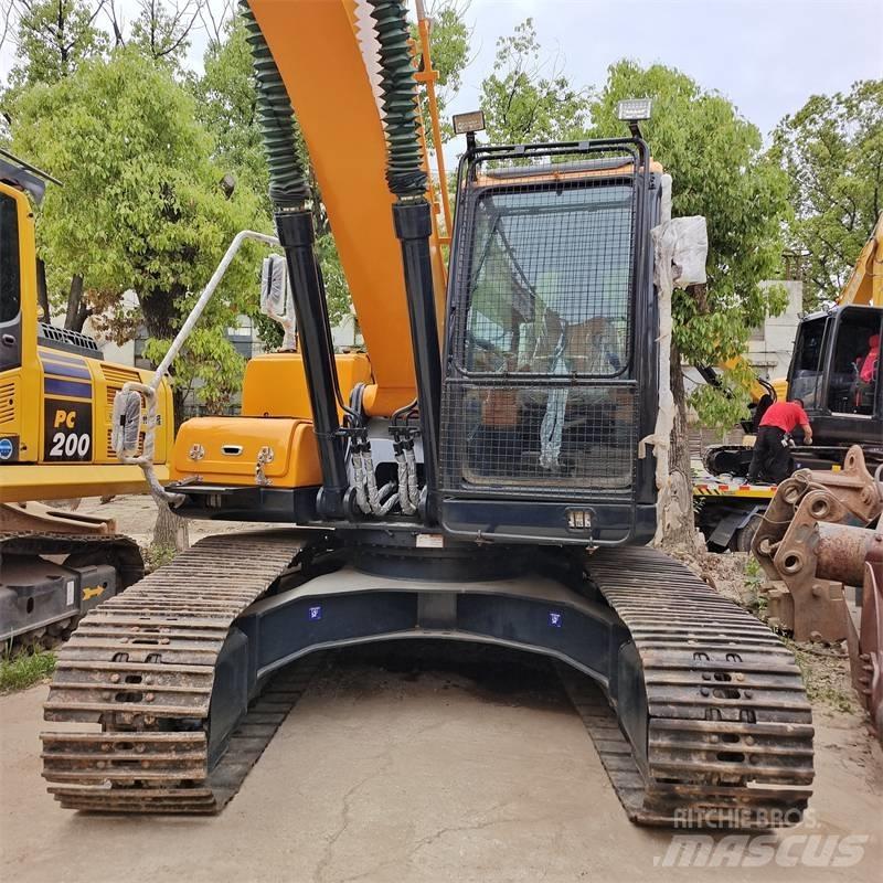 Hyundai 220LC -9S Гусеничные экскаваторы
