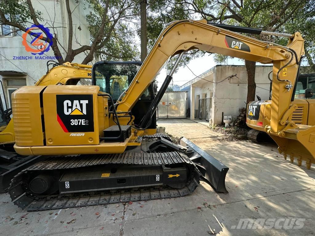 CAT 307 E2 Малые экскаваторы 7т-12т