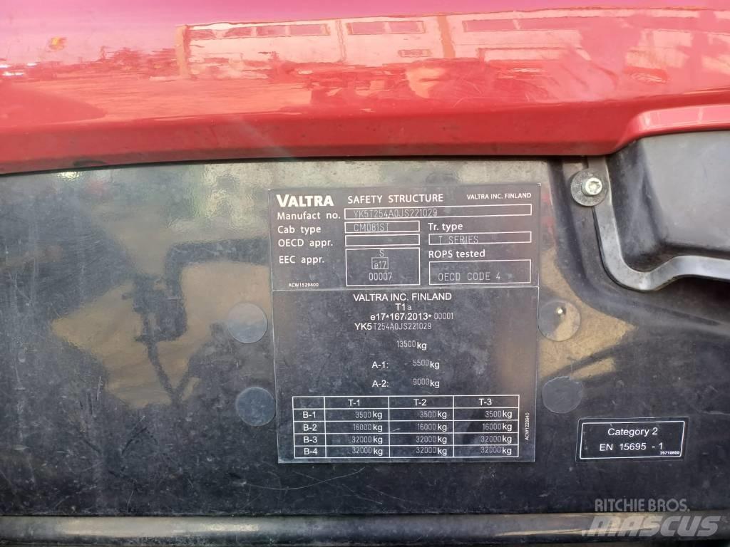 Valtra T 254 Трактора