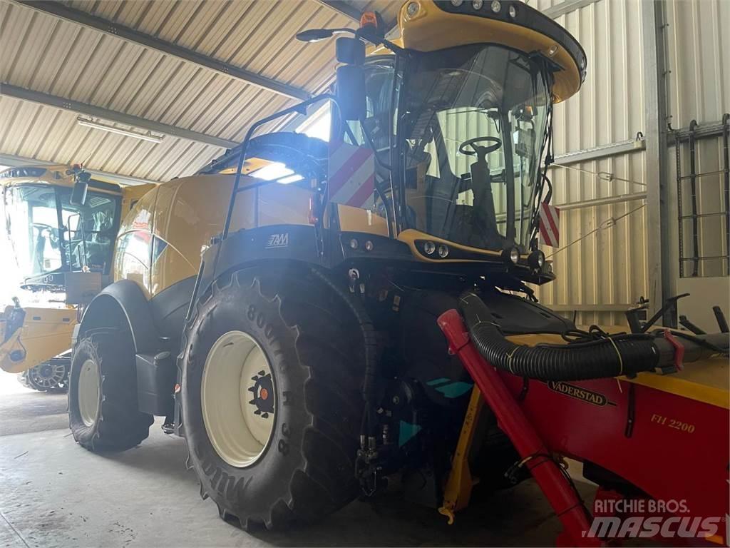 New Holland FR550 Самоходные кормоуборочные комбайны