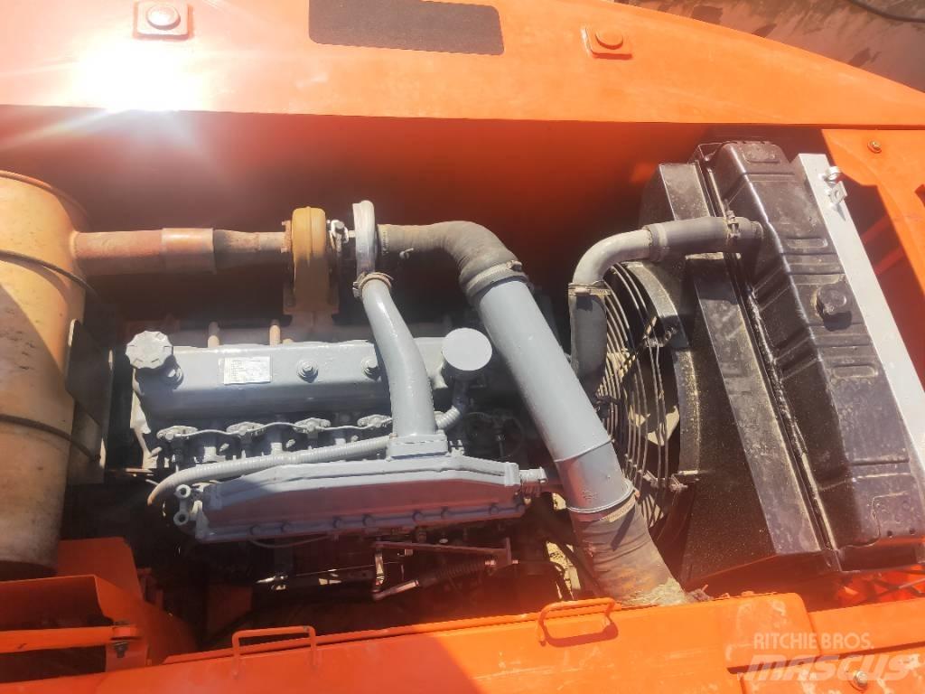 Doosan DH220LC-7 Гусеничные экскаваторы