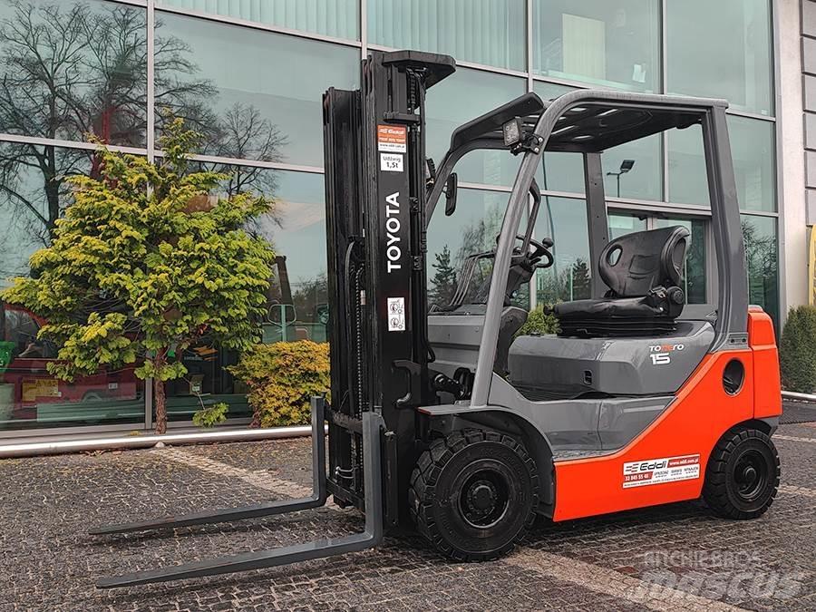 Toyota 02-8FDF15 Дизельные погрузчики