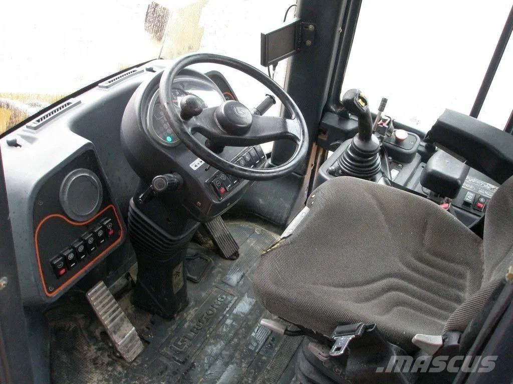 LiuGong CLG856-3 Фронтальные погрузчики