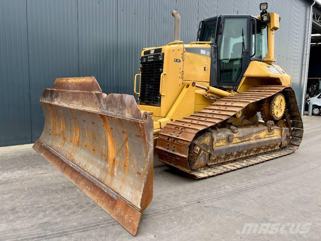 CAT D6N LGP Гусеничные бульдозеры