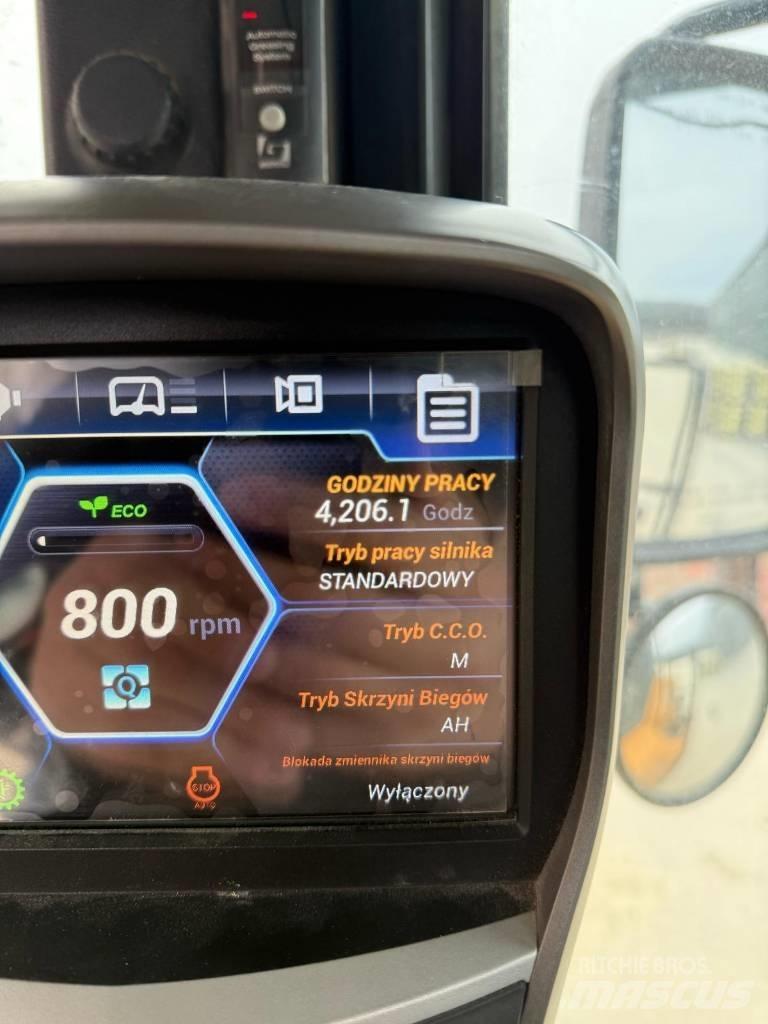 Hyundai HL 960 Фронтальные погрузчики