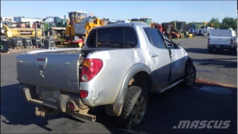 Mitsubishi L 200 3 Бортовые фургоны