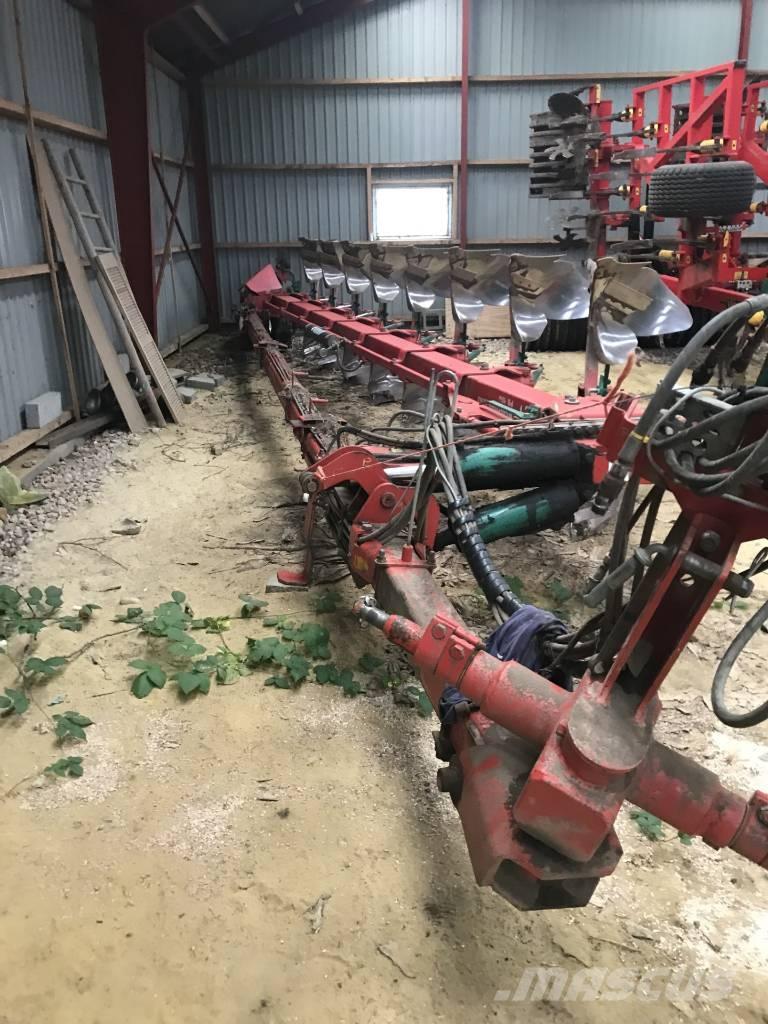 Kverneland PB100 Оборотные плуги