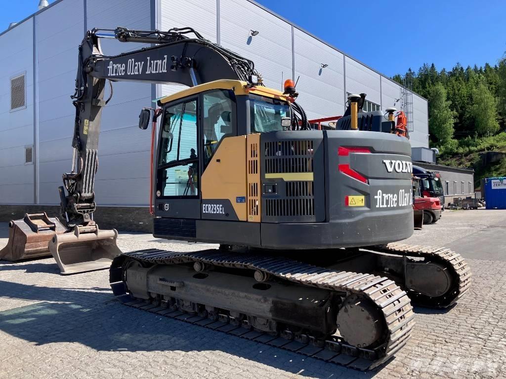 Volvo ECR235EL Гусеничные экскаваторы