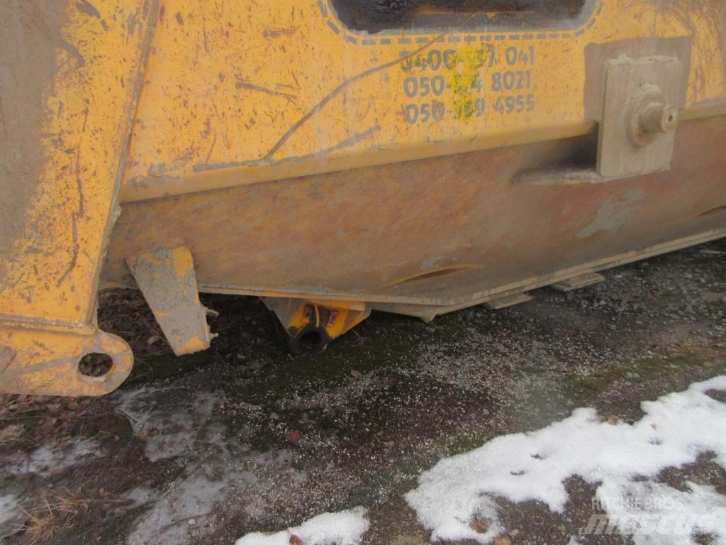 Volvo A 25   Lava Прочие сельхоз-прицепы
