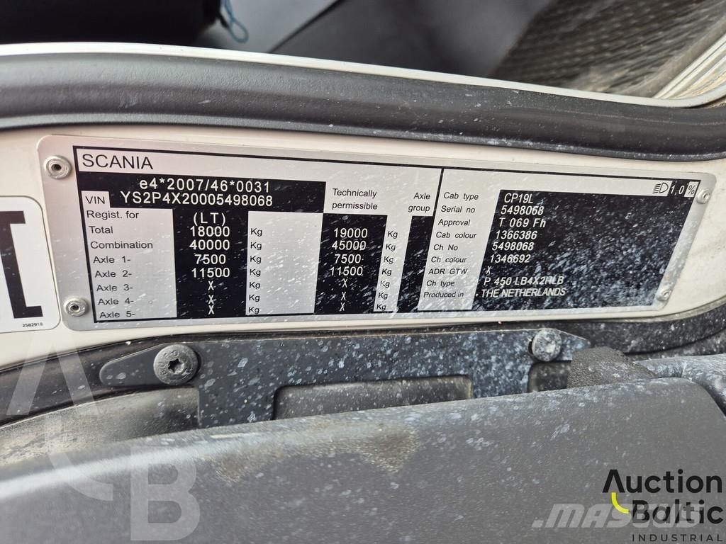 Scania P 450 Шасси с кабиной