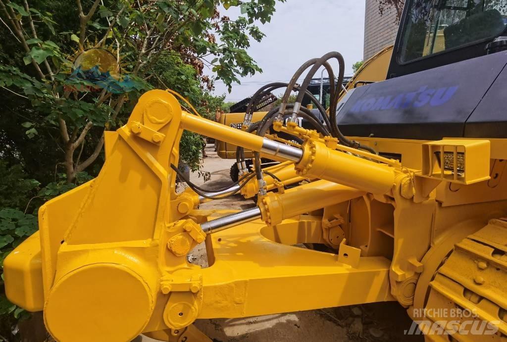Komatsu D 155 AX Гусеничные бульдозеры