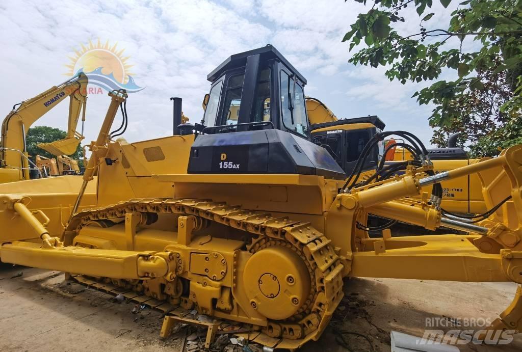 Komatsu D 155 AX Гусеничные бульдозеры