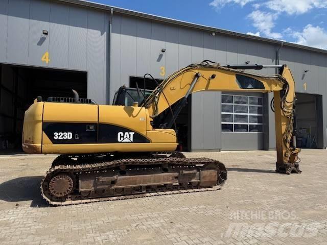 CAT 323 D L Гусеничные экскаваторы