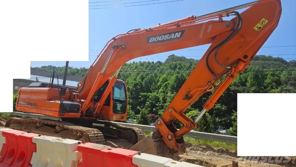 Doosan DX 300 LC Гусеничные экскаваторы