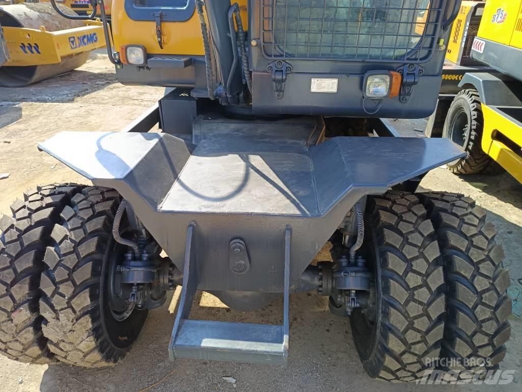 Xinyuan XYB75W-9 Гусеничные экскаваторы
