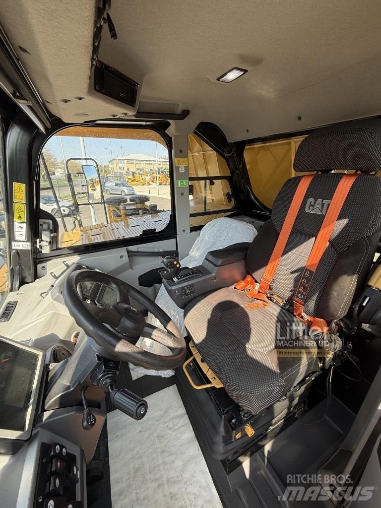 CAT 775 G Карьерные самосвалы