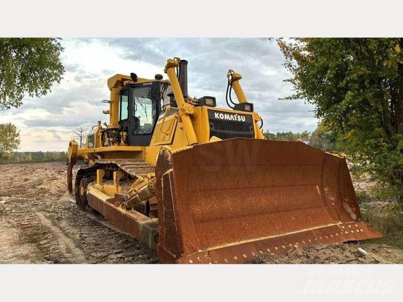 Komatsu D155AX-5 Гусеничные бульдозеры