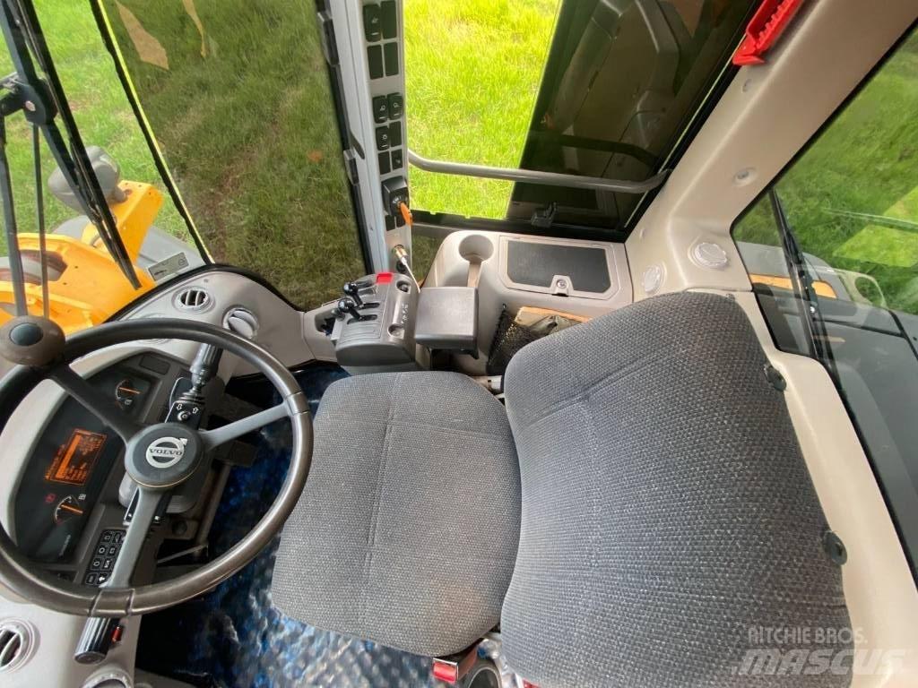 Volvo L 60 F Фронтальные погрузчики