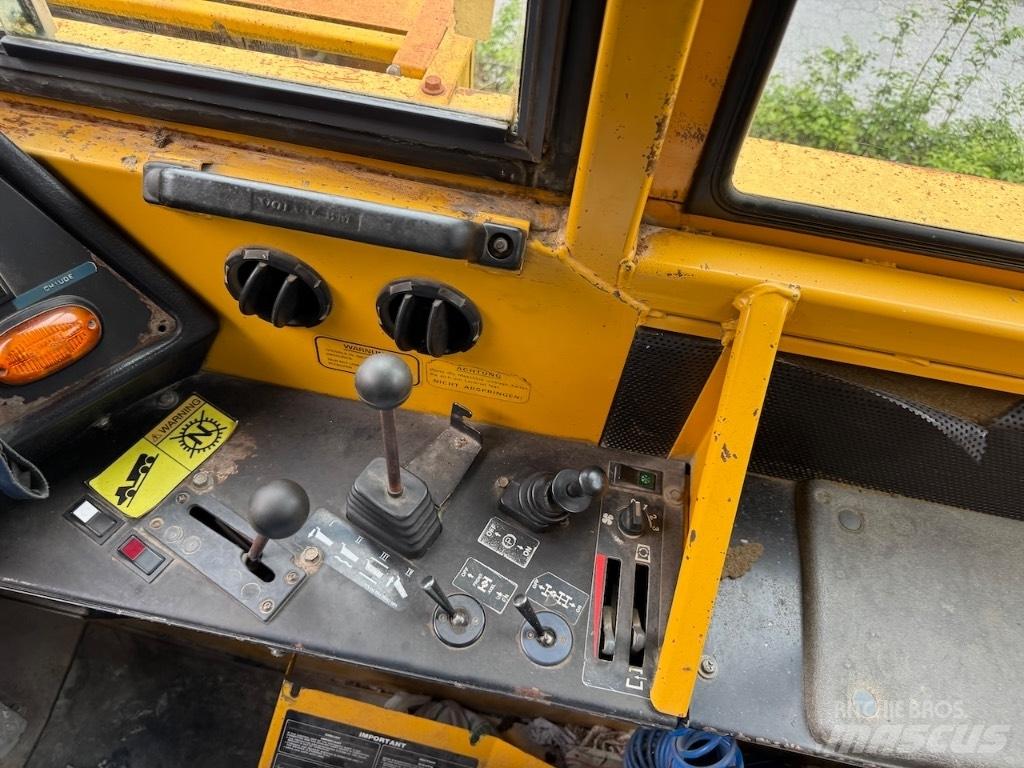 Volvo BM A 35 Шарнирно-сочленённые самосвалы
