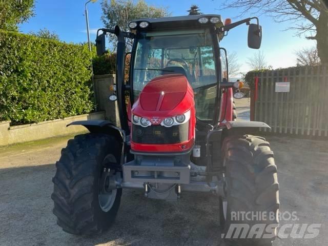 Massey Ferguson 5712 Трактора